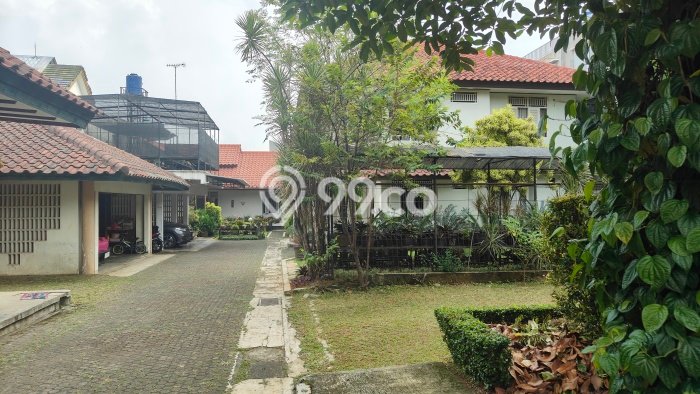 Rumah Elit Modern Tanpa Renovasi di Cipete Jakarta Selatan Rumah Elit Modern Tanpa Renovasi di Cipete Jakarta Selatan