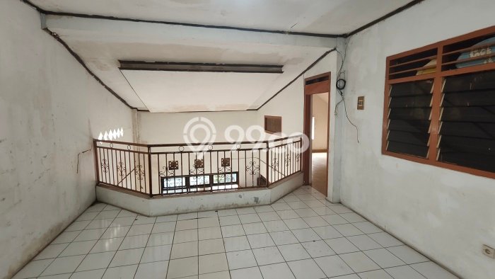 Dijual Rumah Strategis Bagus Punya 6 KT di Mampang Prapatan Jakarta Selatan SHM Dijual Rumah Strategis Bagus Punya 6 KT di Mampang Prapatan Jakarta Selatan SHM