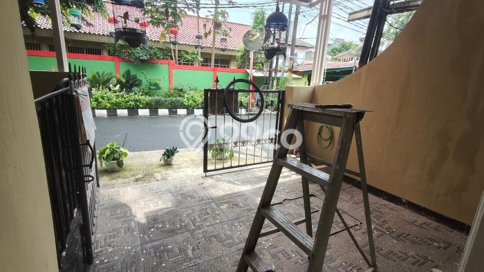 Komersial paling strategis disewakan di Tebet Jakarta Selatan Komersial paling strategis disewakan di Tebet Jakarta Selatan