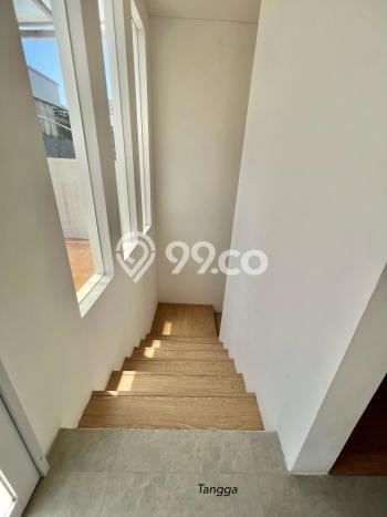 Rumah Area Strategis di Ciwaruga, Bandung, LT 93m2m² LB 86m2m² Rumah Area Strategis di Ciwaruga, Bandung, LT 93m2m² LB 86m2m²