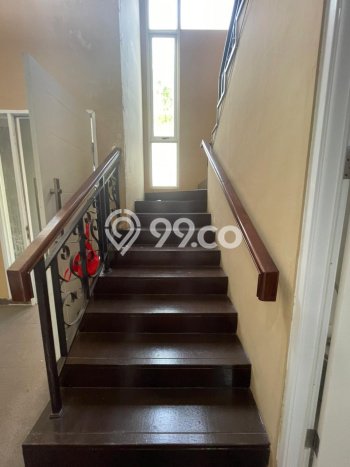 Disewakan Rumah Harga Terjangkau di BSD Green Wich Tangerang Punya 4 Kamar Tidur Disewakan Rumah Harga Terjangkau di BSD Green Wich Tangerang Punya 4 Kamar Tidur