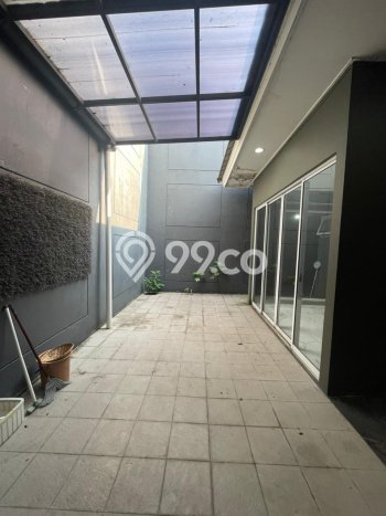 Disewakan Rumah Harga Terjangkau di BSD Green Wich Tangerang Punya 4 Kamar Tidur Disewakan Rumah Harga Terjangkau di BSD Green Wich Tangerang Punya 4 Kamar Tidur
