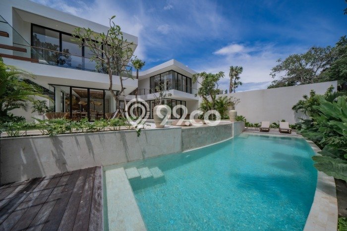 Peluang Bisnis! Vila Kawasan , Ukuran 575m2m², Lokasi Strategis dengan potensi meningkat Peluang Bisnis! Vila Kawasan , Ukuran 575m2m², Lokasi Strategis dengan potensi meningkat