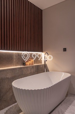 PELUANG INVESTASI! Vila di , Luas 655m2m², Hasil Tinggi PELUANG INVESTASI! Vila di , Luas 655m2m², Hasil Tinggi