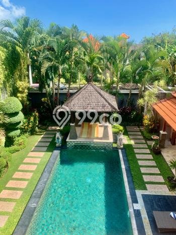 Vila di , Luas 400m2m², Ideal untuk hunian keluarga Vila di , Luas 400m2m², Ideal untuk hunian keluarga