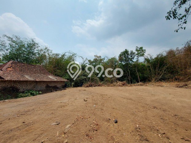 Kavling Tanah di Ngaglik Dijual Luas 129m2 Legalitas SHM Kavling Tanah di Ngaglik Dijual Luas 129m2 Legalitas SHM