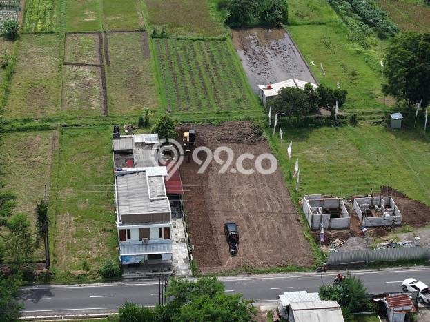 Tanah Komersial Kawasan Ngaglik, Luas 100m2m², Pinggir Jalan Tanah Komersial Kawasan Ngaglik, Luas 100m2m², Pinggir Jalan
