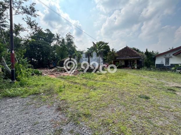 Tanah untuk Dijual Lokasi Mlati, Sleman Luas 141m2 SHM Tanah untuk Dijual Lokasi Mlati, Sleman Luas 141m2 SHM