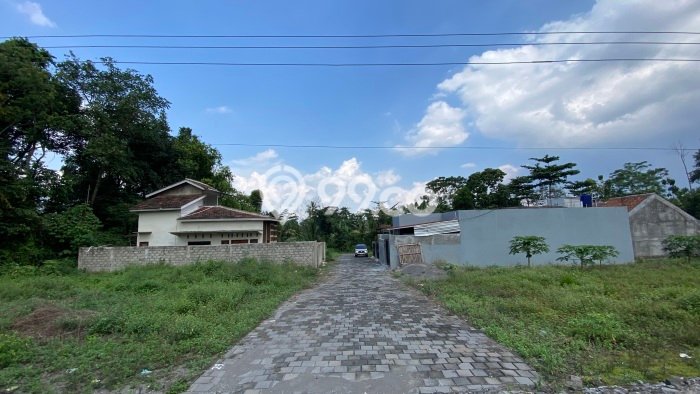 Tanah Dijual Lokasi Sleman, Sleman Luas 119m2 Legalitas Aman Tanah Dijual Lokasi Sleman, Sleman Luas 119m2 Legalitas Aman