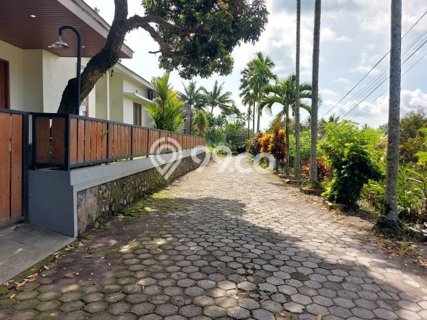 Kavling Tanah di Ngaglik Dijual Luas 129m2 Legalitas SHM Kavling Tanah di Ngaglik Dijual Luas 129m2 Legalitas SHM