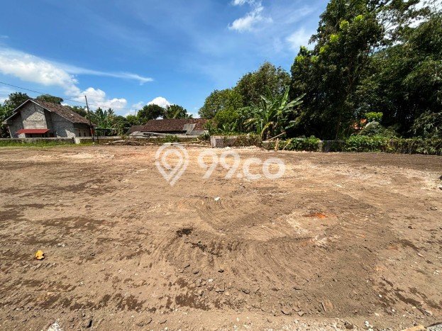 Jarang Ada! Tanah di Mlati Punya Luas 141m2 SHM Jarang Ada! Tanah di Mlati Punya Luas 141m2 SHM