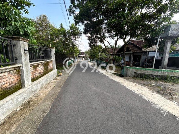 Jarang Ada! Tanah di Mlati Punya Luas 141m2 SHM Jarang Ada! Tanah di Mlati Punya Luas 141m2 SHM