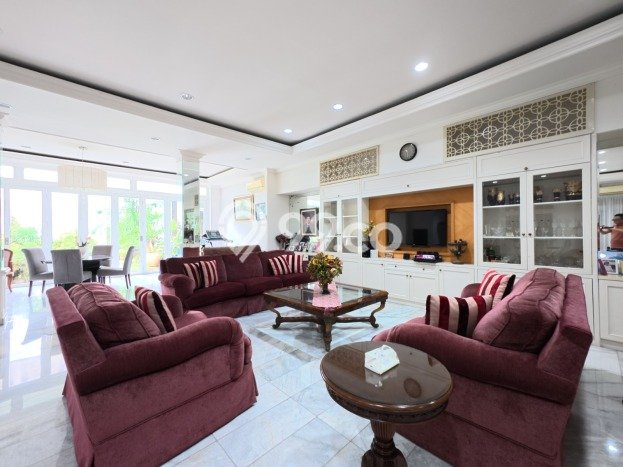 Rumah Elit LB 600m2 Siap Pakai Desain Elegan di Kemang, Jakarta Selatan Rumah Elit LB 600m2 Siap Pakai Desain Elegan di Kemang, Jakarta Selatan