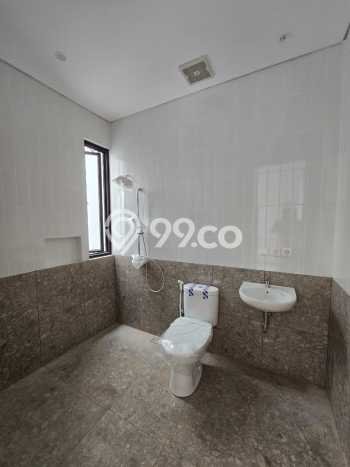 Dijual Rumah Luas Elegan Dengan View Cantik di Kreo, Tangerang Dijual Rumah Luas Elegan Dengan View Cantik di Kreo, Tangerang