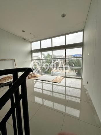 Unit Ruko Dijual di Tangerang LT 135m2 & LB 404m2 Unit Ruko Dijual di Tangerang LT 135m2 & LB 404m2