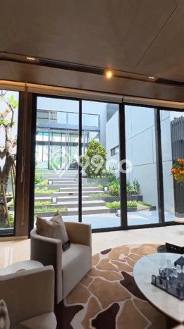 Rumah Luxury Modern Tanpa Renovasi di BSD Tangerang Rumah Luxury Modern Tanpa Renovasi di BSD Tangerang