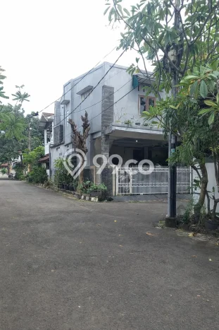 Rumah Modern Cantik 4 KT Bisa Langsung Pindah di Pesanggrahan Rumah Modern Cantik 4 KT Bisa Langsung Pindah di Pesanggrahan