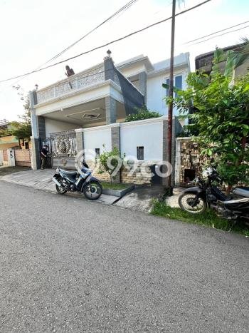 For Sale Rumah 3 Kamar Lokasi Ideal Nyaman dan Strategis di Duren Sawit For Sale Rumah 3 Kamar Lokasi Ideal Nyaman dan Strategis di Duren Sawit