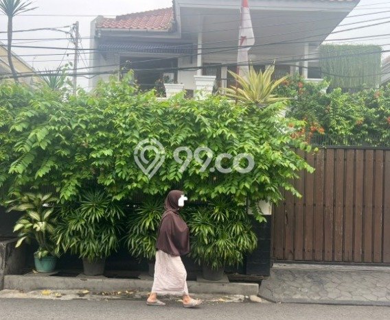 Rumah Elit Modern Tanpa Renovasi di Lenteng Agung Jakarta Selatan Rumah Elit Modern Tanpa Renovasi di Lenteng Agung Jakarta Selatan