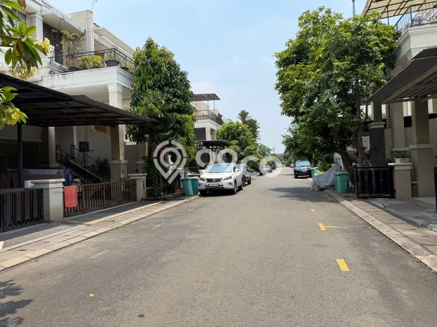 Siap Huni Rumah Mewah 2 Kamar di Kelapa Gading Dekat ke Mana Pun Siap Huni Rumah Mewah 2 Kamar di Kelapa Gading Dekat ke Mana Pun