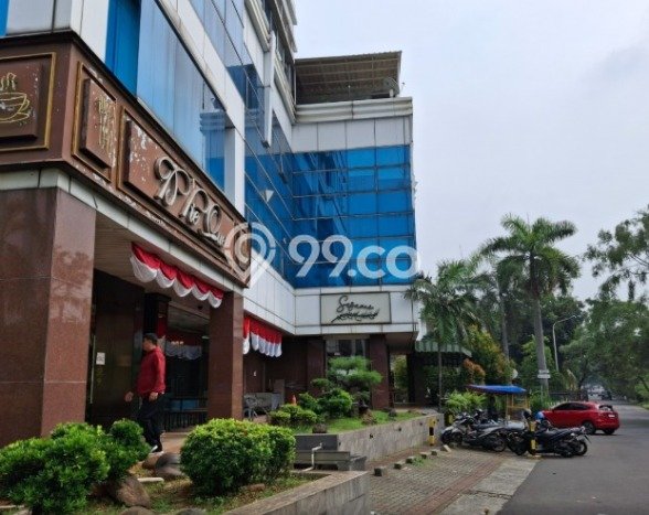 Ruko Dijual di Prime Area Jakarta Barat Luas 200m2 Ruko Dijual di Prime Area Jakarta Barat Luas 200m2