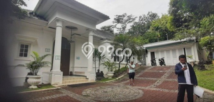 Jual Rumah Mewah Megah Dengan View Eksklusif di Cijayanti, Bogor Jual Rumah Mewah Megah Dengan View Eksklusif di Cijayanti, Bogor