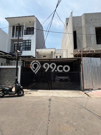 For Sale Rumah 2 Kamar Lokasi Ideal Nyaman dan Strategis di Kelapa Gading For Sale Rumah 2 Kamar Lokasi Ideal Nyaman dan Strategis di Kelapa Gading