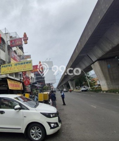 Area Ramai! Ruko Dijual di Kelapa Gading untuk Bisnis Luas Bangunan 78m2 Area Ramai! Ruko Dijual di Kelapa Gading untuk Bisnis Luas Bangunan 78m2