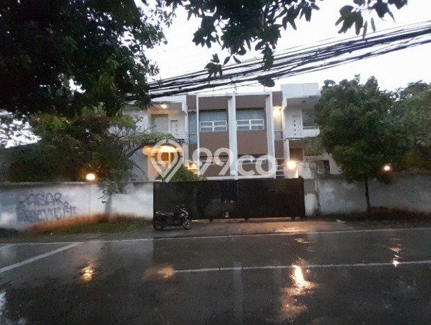 Dijual Hunian Mewah dengan Fasilitas Sekitar Komplit di Pancoran, Jakarta Selatan Dijual Hunian Mewah dengan Fasilitas Sekitar Komplit di Pancoran, Jakarta Selatan