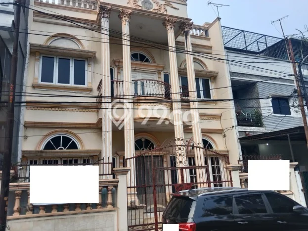 Rumah Strategis Minimalis Lb 140m2 di Penjaringan, Jakarta Utara Rumah Strategis Minimalis Lb 140m2 di Penjaringan, Jakarta Utara