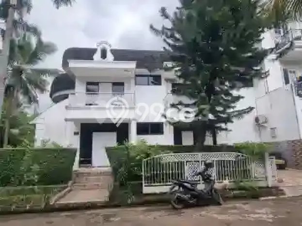 Rumah Mewah Siap Huni LT 357m2 di Pondok Aren, Tangerang Selatan Rumah Mewah Siap Huni LT 357m2 di Pondok Aren, Tangerang Selatan
