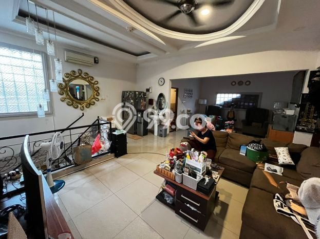 Hunian Elit LB 500m2 Siap Pakai Desain Elegan di Duta Harapan, Bekasi Hunian Elit LB 500m2 Siap Pakai Desain Elegan di Duta Harapan, Bekasi