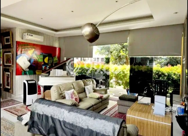 Rumah Elit LB 600m2 Siap Huni Desain Elegan di Alam Sutera, Tangerang Rumah Elit LB 600m2 Siap Huni Desain Elegan di Alam Sutera, Tangerang