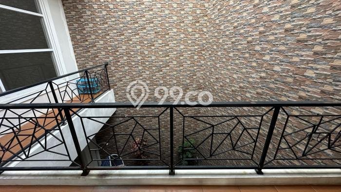 For Sale! Luxury House LT 321m2 Desain Elegan di Villa Melati Mas For Sale! Luxury House LT 321m2 Desain Elegan di Villa Melati Mas