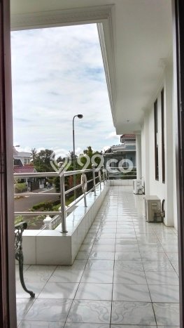 Hunian Super Mewah dengan Akses Paling Strategis di Raffles Hills, Jakarta Timur Hunian Super Mewah dengan Akses Paling Strategis di Raffles Hills, Jakarta Timur