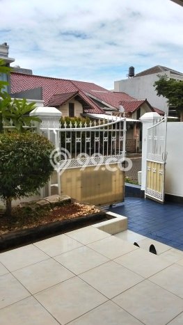 Hunian Super Mewah dengan Akses Paling Strategis di Raffles Hills, Jakarta Timur Hunian Super Mewah dengan Akses Paling Strategis di Raffles Hills, Jakarta Timur
