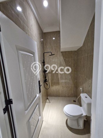 Rumah Luxury Modern Siap Huni di Joglo Jakarta Barat Rumah Luxury Modern Siap Huni di Joglo Jakarta Barat