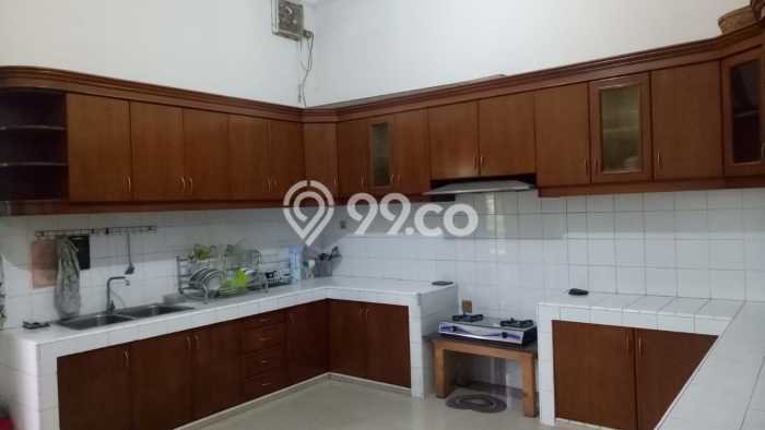 Rumah Elit LB 249m2 Siap Huni Desain Elegan di Cibubur, Depok Rumah Elit LB 249m2 Siap Huni Desain Elegan di Cibubur, Depok