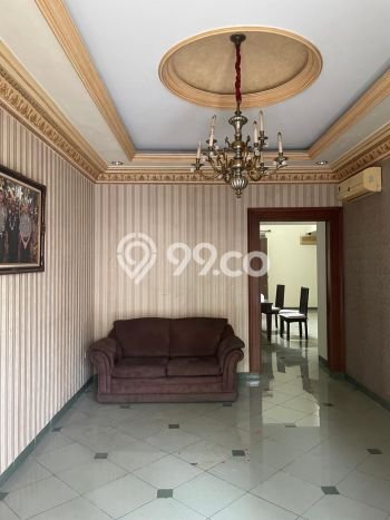 Rumah sewa siap huni 6 Kamar Tidur di Cibubur, Depok Rumah sewa siap huni 6 Kamar Tidur di Cibubur, Depok