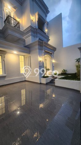 For Sale! Luxury House LT 200m2 Desain Elegan di Joglo For Sale! Luxury House LT 200m2 Desain Elegan di Joglo