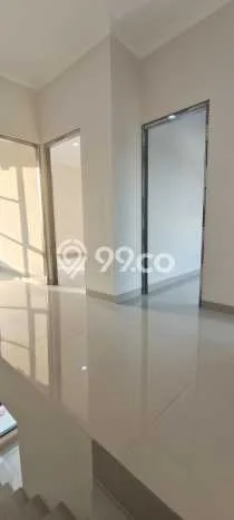 Rumah Strategis Modern Lb 64m2 di BSD, Tangerang Selatan Rumah Strategis Modern Lb 64m2 di BSD, Tangerang Selatan