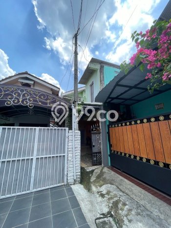 For Sale Rumah 8 Kamar Lokasi Ideal Nyaman dan Strategis di Cipayung For Sale Rumah 8 Kamar Lokasi Ideal Nyaman dan Strategis di Cipayung