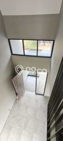 Hunian Cantik Modern Lb 57m2 di BSD, Tangerang Selatan Hunian Cantik Modern Lb 57m2 di BSD, Tangerang Selatan