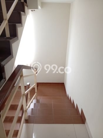 Rumah Mewah Dijual LT 140m2 di Ciputat, Tangerang Selatan Rumah Mewah Dijual LT 140m2 di Ciputat, Tangerang Selatan
