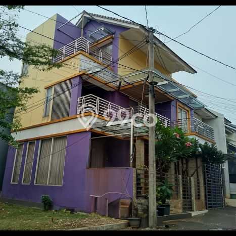 Rumah Modern 4 KT di Bintaro Tangerang Selatan Unfurnished Rumah Modern 4 KT di Bintaro Tangerang Selatan Unfurnished