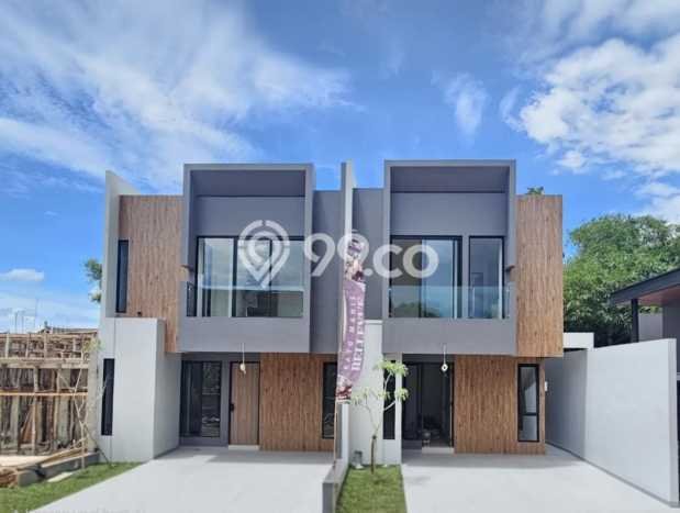 Jual Rumah Bagus Siap Huni LB 80m2 di Kebayoran Baru, Jakarta Selatan Jual Rumah Bagus Siap Huni LB 80m2 di Kebayoran Baru, Jakarta Selatan