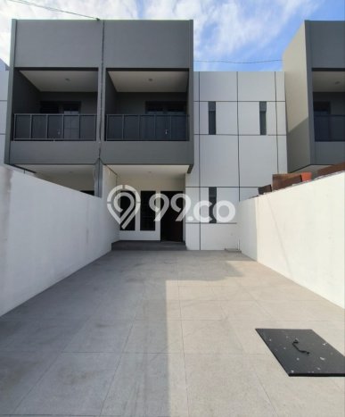 Jual Rumah Favorit Siap Huni LB 140m2 di Tambaksari, Surabaya Jual Rumah Favorit Siap Huni LB 140m2 di Tambaksari, Surabaya