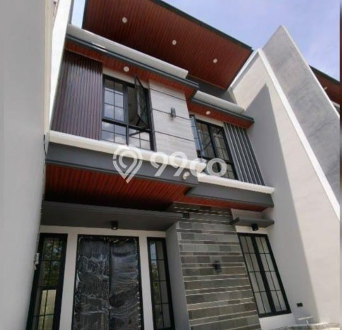 Rumah Mewah Siap Huni LT 126m2 di Sukolilo, Surabaya Rumah Mewah Siap Huni LT 126m2 di Sukolilo, Surabaya