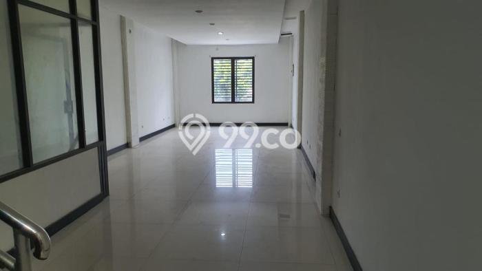 Ruko bagus disewakan di Sukolilo Surabaya dengan LB 280m2 harga sewa terbaik Ruko bagus disewakan di Sukolilo Surabaya dengan LB 280m2 harga sewa terbaik