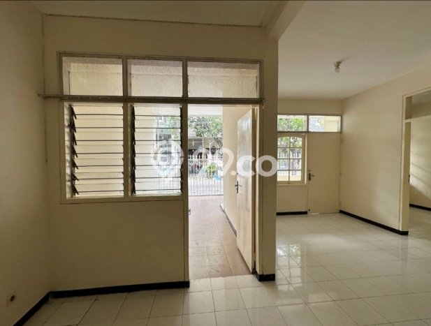 Rumah Strategis Minimalis Lb 140m2 di Rungkut, Surabaya Rumah Strategis Minimalis Lb 140m2 di Rungkut, Surabaya